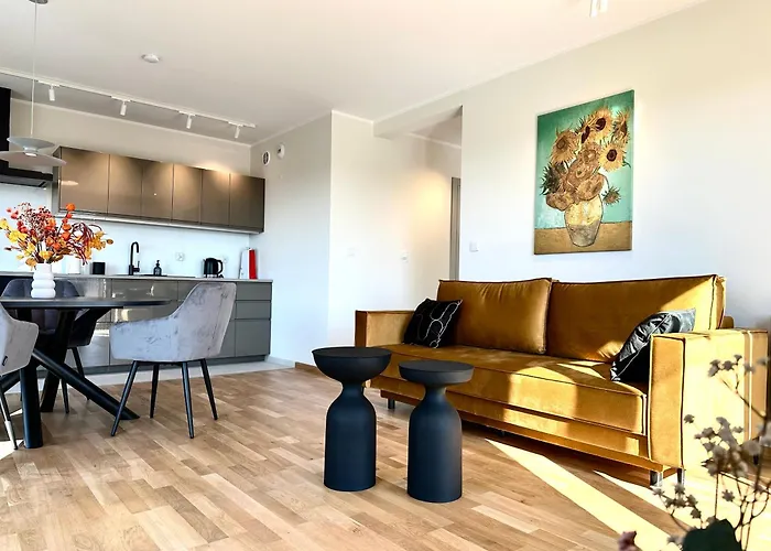 Madalinskiego 25 - Balcony & Lift - 700m Main Station 公寓