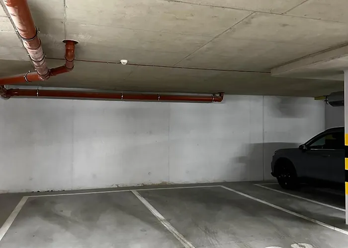 Madalinskiego 25 - Balcony & Lift - 700m Main Station 公寓