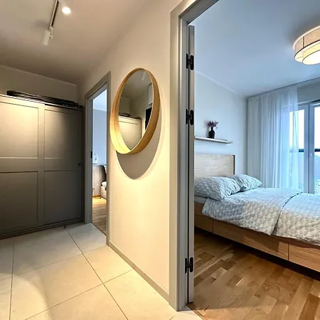 Madalinskiego 25 - Balcony & Lift - 700m Main Station דירה ורוצלב