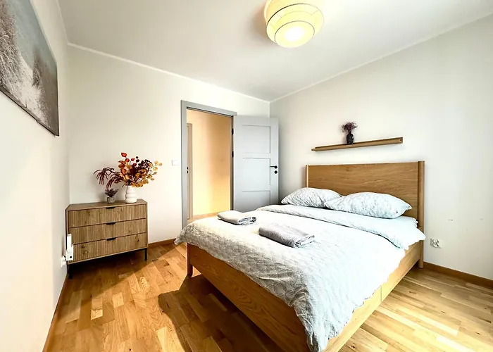 Madalinskiego 25 - Balcony & Lift - 700m Main Station ורוצלב