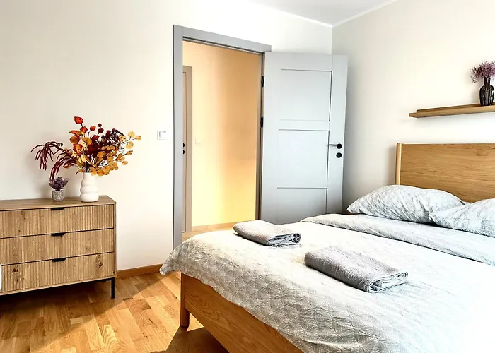 דירה Madalinskiego 25 - Balcony & Lift - 700m Main Station